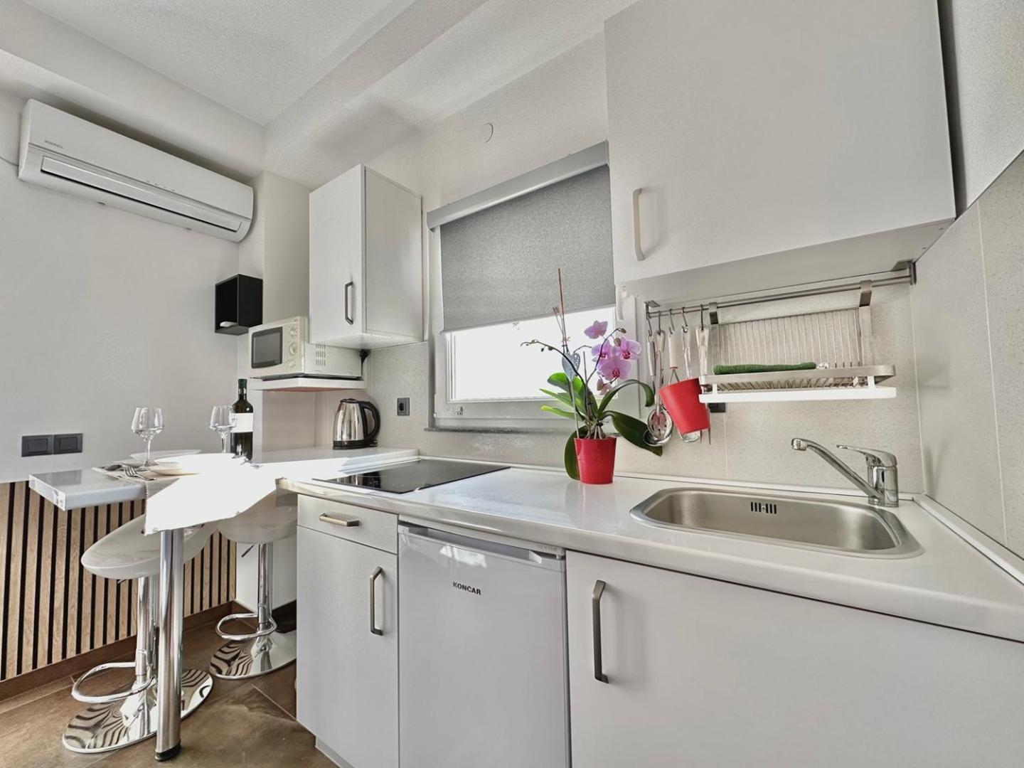 Charming Apartments Dodo Krk Town Exterior photo